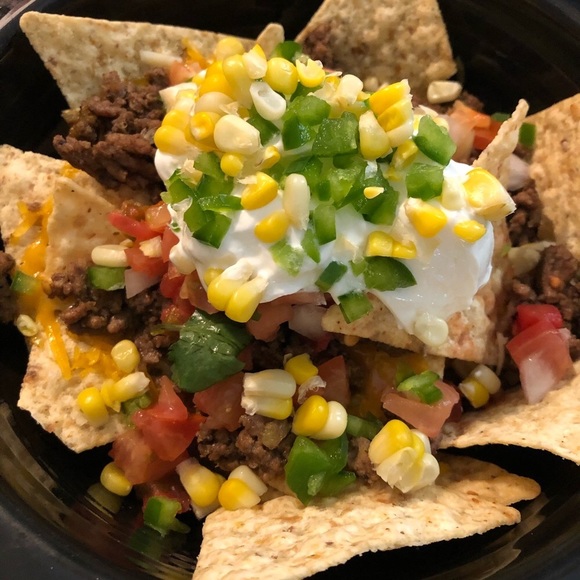 Meet your Posher! - Picture 2 of 4